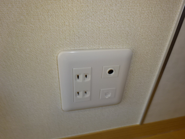 セレッソ浜町Cの設備|電話モジュラー