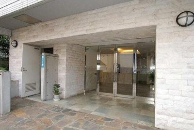 【エントランス】 | ステージファースト代々木公園 | コムハウジングにおまかせください！０３－３３７６－４６９４