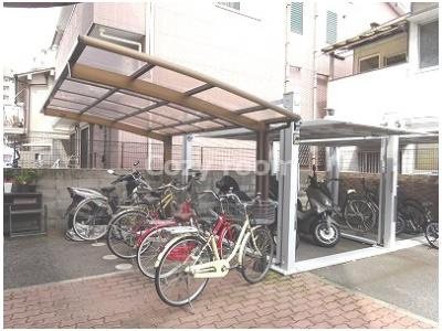 【その他共用部分】 | グランシャリオMIKASA | 自転車置き場です。