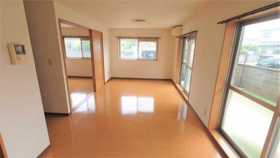 【居間・リビング】 | エンジェルガーデン | LD13.1帖　洋室6帖側