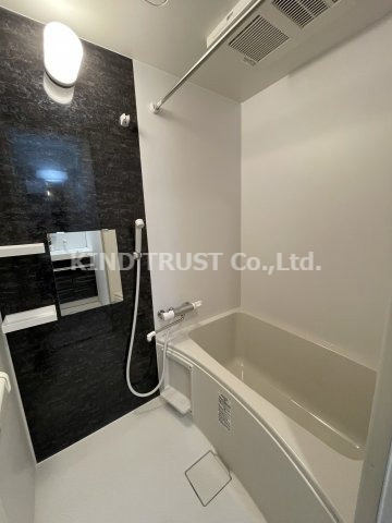 SKTRUSTBLDの浴室|日々の疲れを癒すお風呂付です