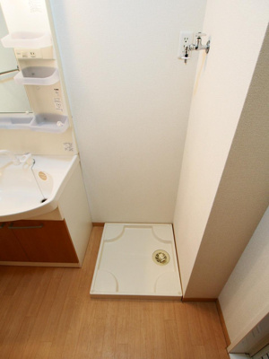 【設備】 | D'フォレスタ初芝 | 室内洗濯機置場