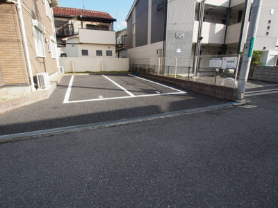 【駐車場】 | D'フォレスタ初芝