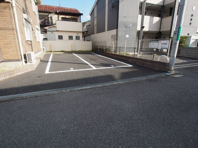 【駐車場】 | D'フォレスタ初芝