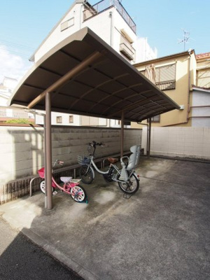 【その他共用部分】 | D'フォレスタ初芝 | 駐輪場