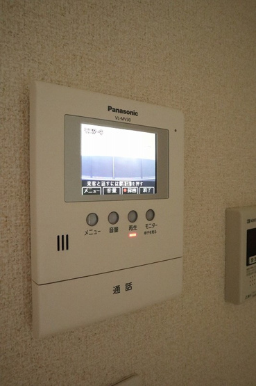 【セキュリティ】 | メゾン シェレスト【SHM】 | 防犯対策に有効なカメラ付きインターホン！録画機能が付いているので留守中の訪問者まで確認できます♪