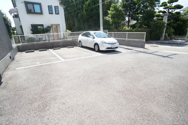 セントラルハイツの駐車場