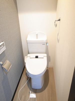 【トイレ】 | ARIETTA | 別号室の写真になります。現況優先。