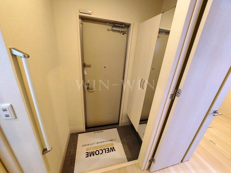 リシュドール鷹丘の玄関