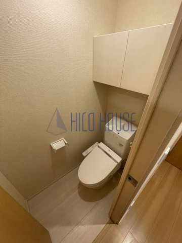 アザレアのトイレ
