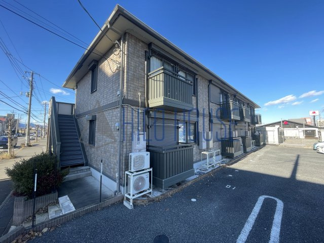 グランディール坂戸泉の外観