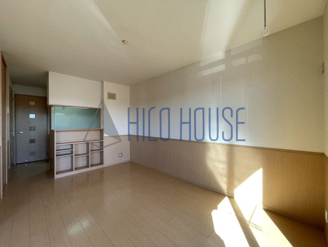 グランディール坂戸泉の居間・リビング