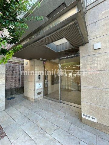 キャピトル天神橋のエントランス