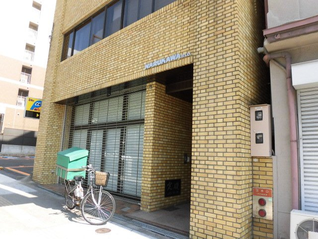 大阪市中央区谷町６丁目の事務所の外観