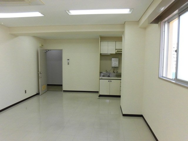 大阪市中央区谷町６丁目の事務所の内装