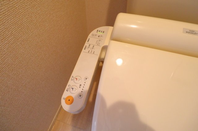 モンサンオールのトイレ|温水洗浄便座付き