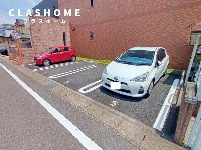 アネマエコーレ　　刈谷市近郊の賃貸はクラスホーム刈谷店の駐車場