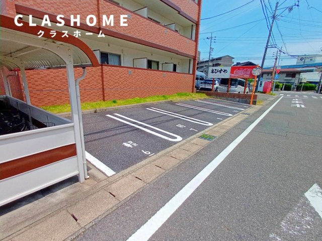 アネマエコーレ　　刈谷市近郊の賃貸はクラスホーム刈谷店の駐車場