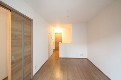 【居間・リビング】 | ドゥースール・ボワ | ゆったりとしたリビングです