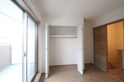 【収納】 | ドゥースール・ボワ | 寝室にある収納です