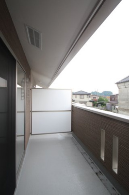 【バルコニー】 | ドゥースール・ボワ | 落ち着いた時間を過ごせるバルコニーです