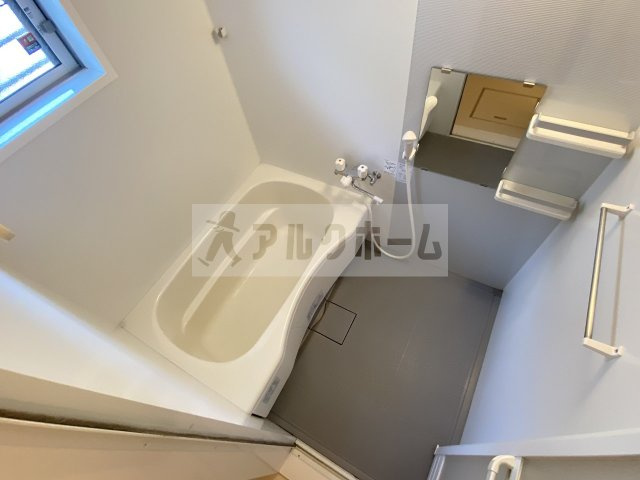 フローレンス宮町の浴室