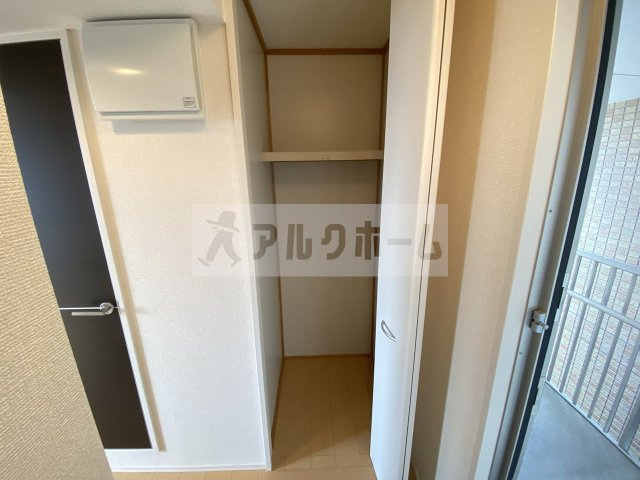 フローレンス宮町の玄関