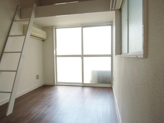 apartment 本町５丁目