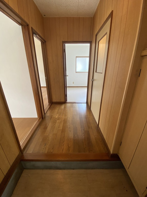 【玄関】 | セゾンピュア八島　Ａ