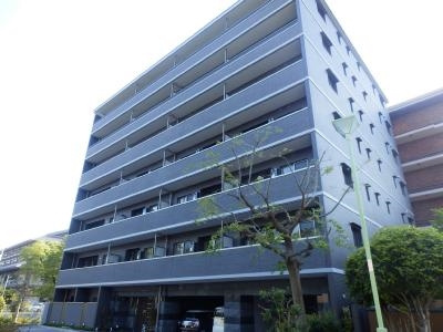 ルーエ五条堀川（旧：フォレスト五条堀川）の外観