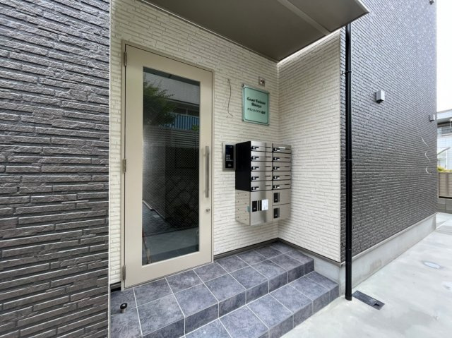 ジーメゾン垂水イースト2のエントランス