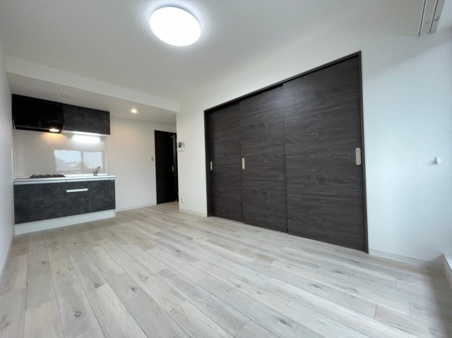 ジーメゾン垂水イースト2の居間・リビング