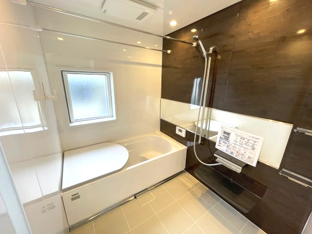 佐伯区八幡が丘1丁目　№28641の浴室|節水効果がある
エコベンチ付き
