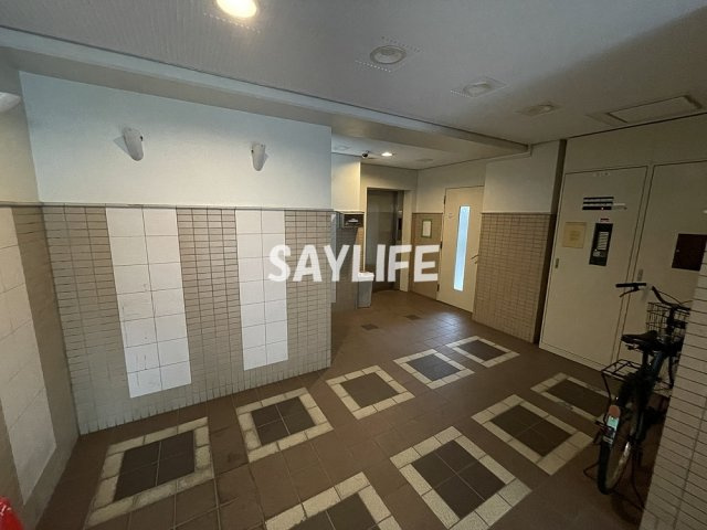 ライフステージ緑橋のロビー