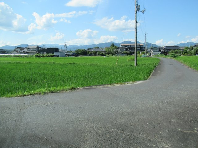 津山市河辺　事業用地579坪（津山インター近く）の前面道路含む現地写真