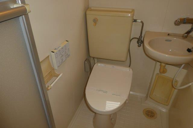 ミヨシコーポ早島のトイレ|ウォシュレット