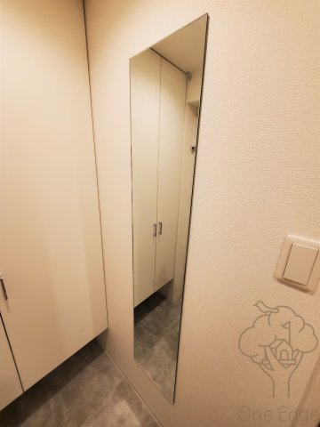 セレニテ天満橋アリアの玄関