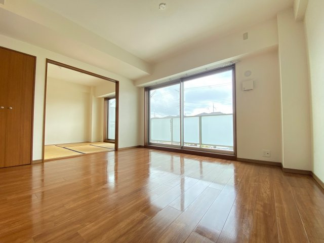 to U 狭山の居間・リビング|同物件別部屋イメージ写真