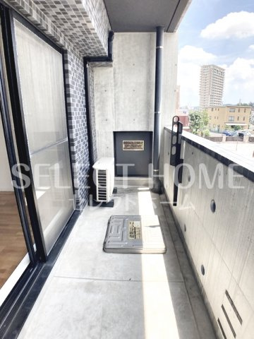 【バルコニー】 | エスペロ | バルコニー付きです