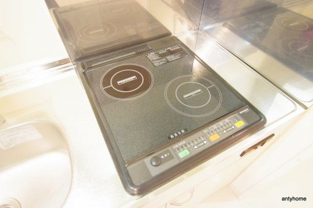 ルーヴェンブルン豊津　仲介手数料無料のキッチン