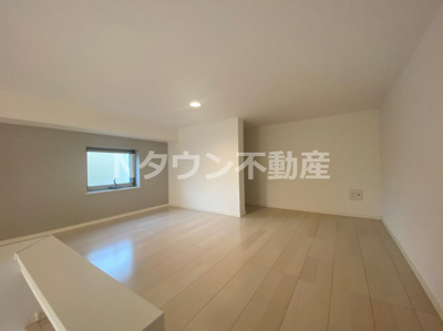 【洋室】 | ハーモニーテラス二ツ橋 | 明るい洋室です