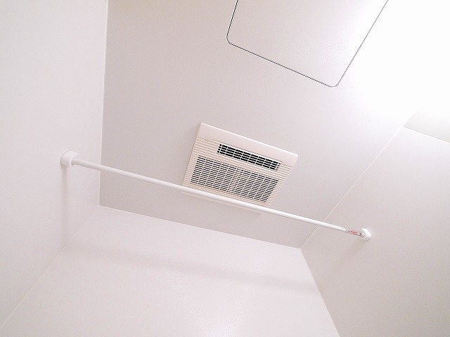 サニーグレイスＭ柳町の設備|浴室内を快適に保つ乾燥機