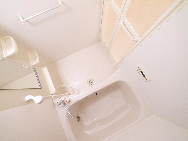 サニーグレイスＭ柳町の浴室|追い焚き機能付きで経済的です