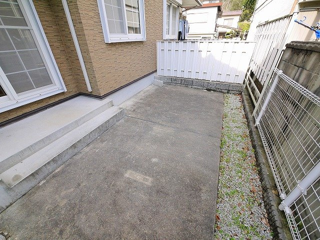 サニーグレイスＭ柳町の庭|お洗濯に活躍する広い専用庭