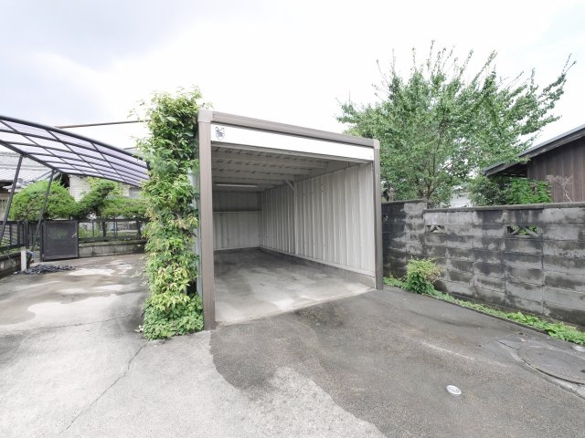 大東シャッターガレージの外観|外観です