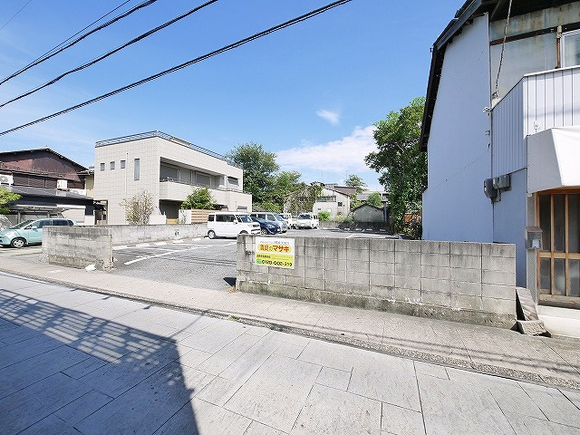芝辻町駐車場の外観