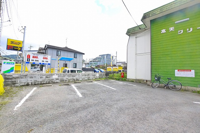 高天グリーンハイツの外観