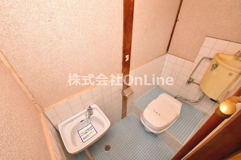 若江本町貸家のトイレ