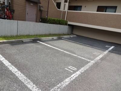 【駐車場】 | ルミエール西緑丘