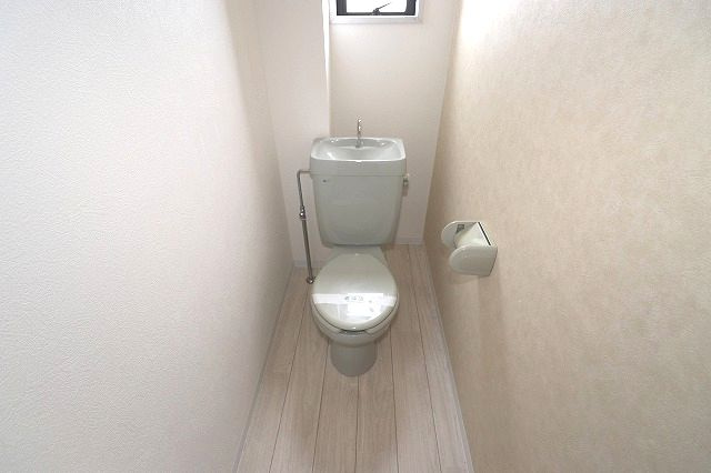 エトワール二葉のトイレ|清潔感のあるトイレです